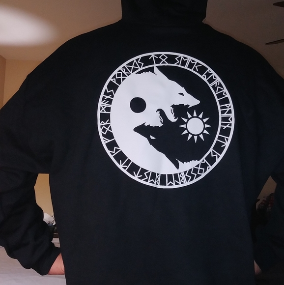 SICKHEADZ APPAREL Other - Norse pull over hoodie